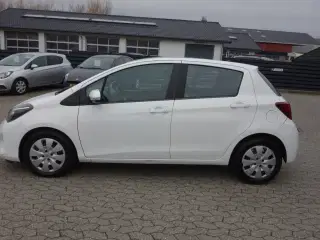 Toyota Yaris 1,4 D-4D T2 Van
