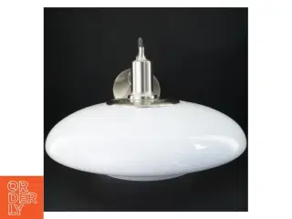 Hvid loftslampe