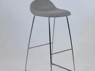 GUBI | 3D Barstol - Sledge Base - Nypolstret