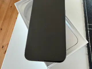 iPhone 15 Pro Sælges