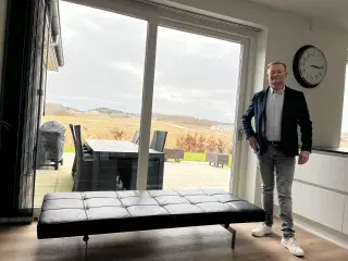 Poul Kjærholm PK-80 Daybed i sort grace læder.