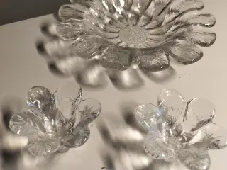 Holmegaard åkande fad og 2 lysestager.