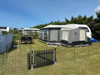 Camping på fastlæggerplads Jambo Feriepark