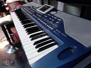 Korg pa800