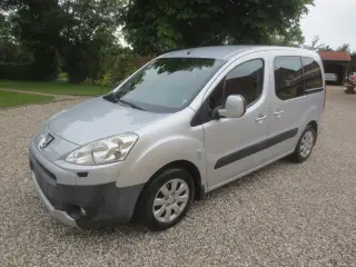 Peugeot Partner 1.6 HDi År 2011, Nysynet. 