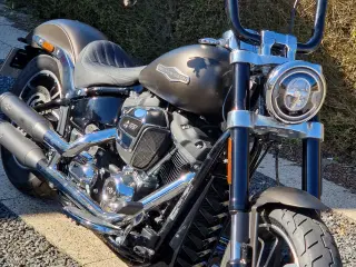 HARLEY DAVIDSON FLSB SPORTS GLIDE