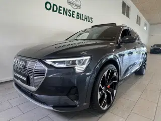 Audi e-tron 55 S-line quattro