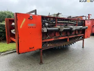 - - - Diameter grader
