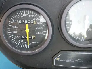 Suzuki gsx 600f
