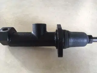 Mercedes L406-508 bremsehovedcylinder