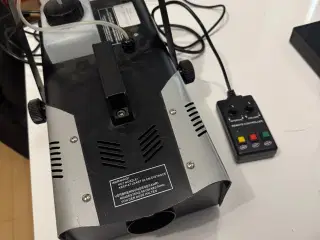 UDLEJES - Røgmaskine AF-150 DMX