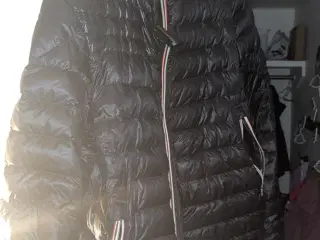 Lækker Moncler jakke