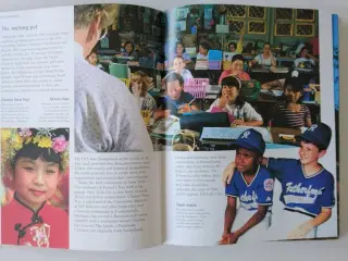People around the world. Af Antony Mason