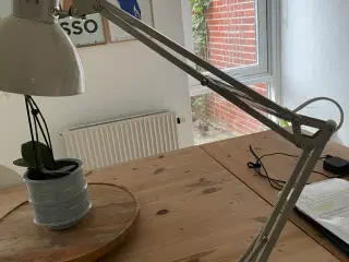 Skrivebordslampe