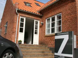 Galleri/ Lager / kontor tæt på centrum Kolding.