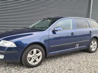 Skoda Octavia 2,0 TDi 140 Elegance Van