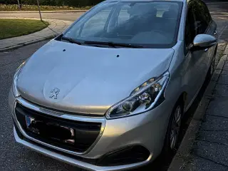 PEUGEOT 208 1.6 BlueHDI 100 hk 5D