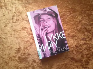 Mine 9 liv, Lykke May, 