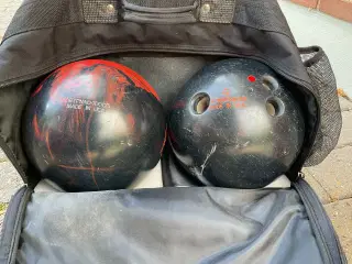 Bowling kugler og taske/kuffert.