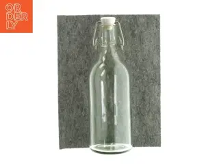 Glas flaske fra Ikea (str. 25 x 8cm)