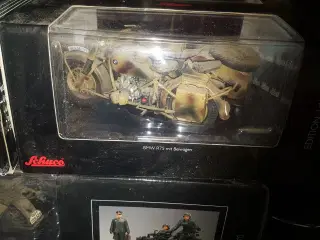 Schuco modeller BMW R 75 Wehrmacht gespan+NSU Max