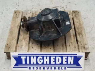 Case 9230 Vinkelgear 84320052