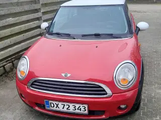 Mini Cooper One R56 med træk og ekstra aluhjul