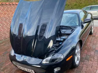 Jaguar XKR 4,2