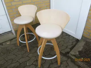 2 stk Barstole med hvidt læder