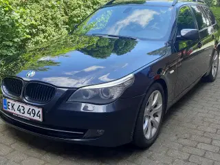 BMW 525i 3,0 aut st.car 2009