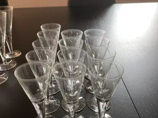 CLAUSHOLM glas fra Holmegaard, Designer Per Lütken