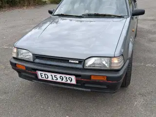 Mazda 323 veteranbil 
