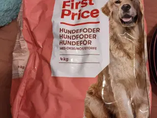 Hunde tilbehør/tørkost og godbidder 
