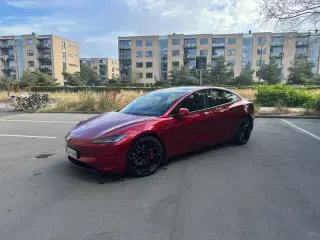 Tesla Model 3  Performance AWD