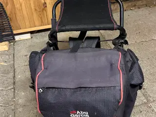 ABU Garcia fiskestol/rygsæk.