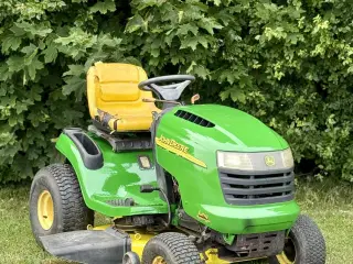 JOHN DEERE L118 Hydrostatic 