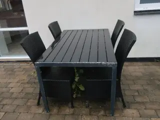 Havebord med stole
