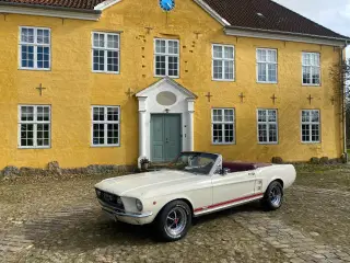 Ford mustang 289 convertible 