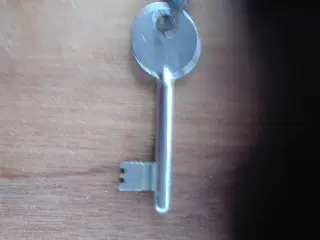Nøgler til J&O låse købes