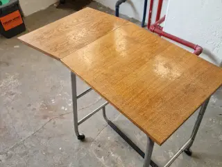 Retro skrivemaskinebord 