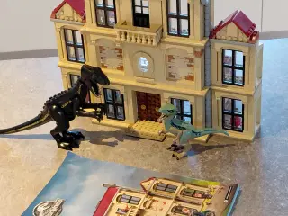 Lego Jurassic World 75930