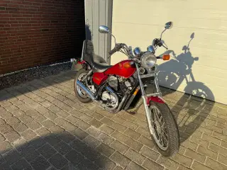 Honda vt 500