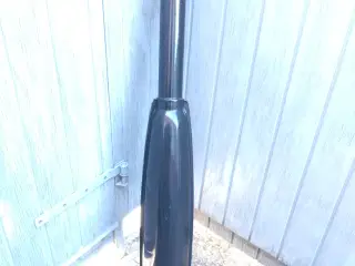 Udstødningsrør til en Same traktor, model ukendt