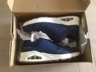 Sketchers 43 - Uno Banksia