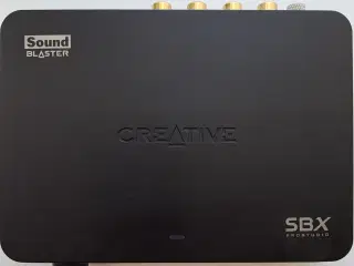 Næsten ubrugt extern Creative Sound Blaster X-Fi H