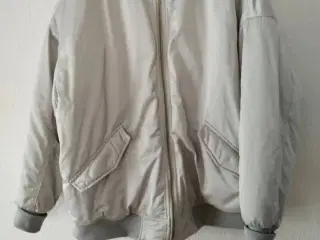Lækker jakke fra H&M