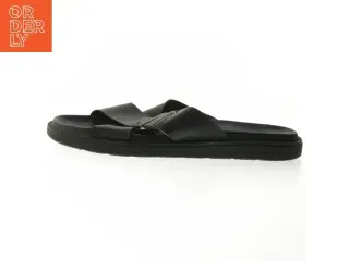 Sorte sandaler (str. 39 )