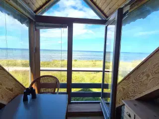 Lille,moderne hel�rshus p� dansk side. 25 m fra og udsigt over Flensborg fjord.
