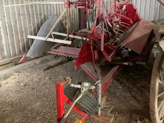 Selvbinder JF med transportvogn
