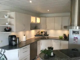 JKE Design køkken sælges. Lige nedtaget
